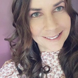 Meet your Posher, Adele